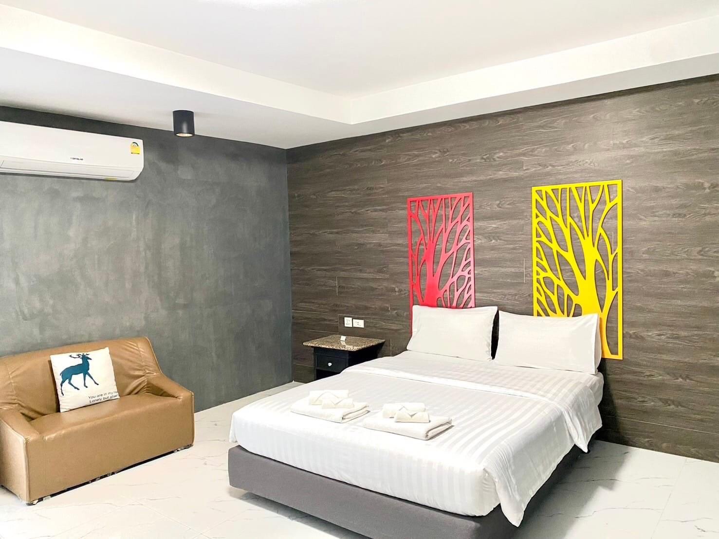 โรงแรมชัยนาทแกรนด์